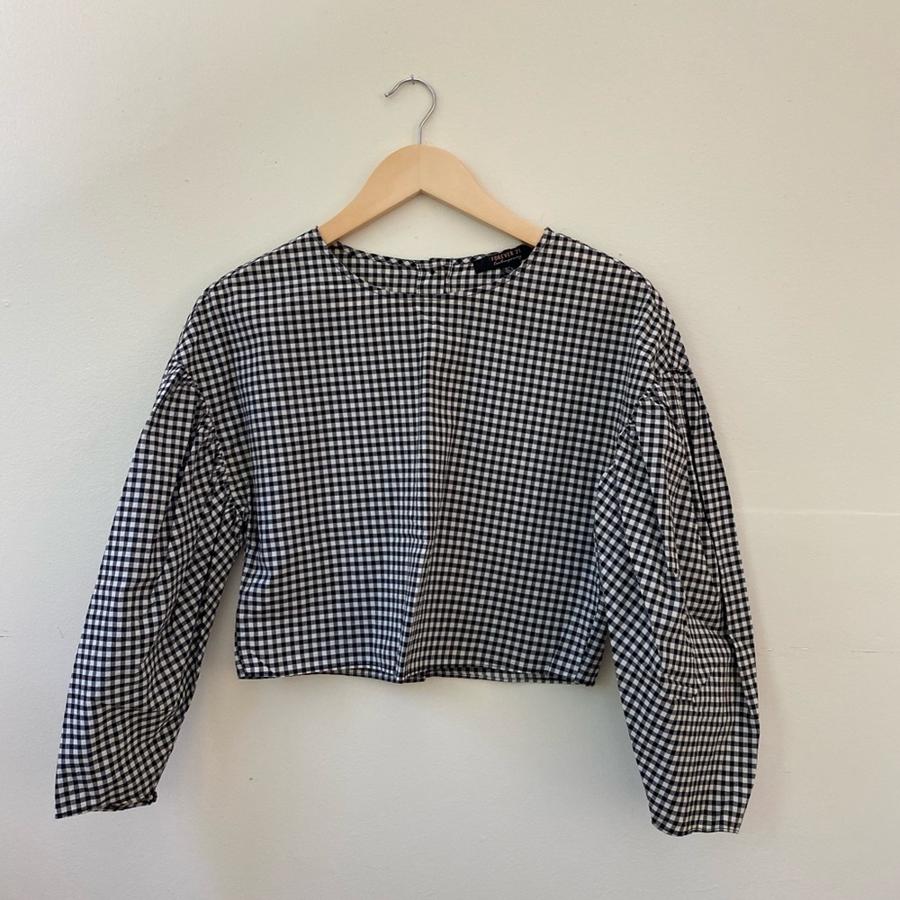 Cropped Gingham Blouse